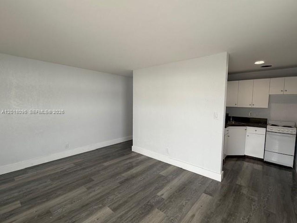 Photo of 2880 SW 1st Street #4, Fort Lauderdale, FL 33312 (MLS # A12018095)