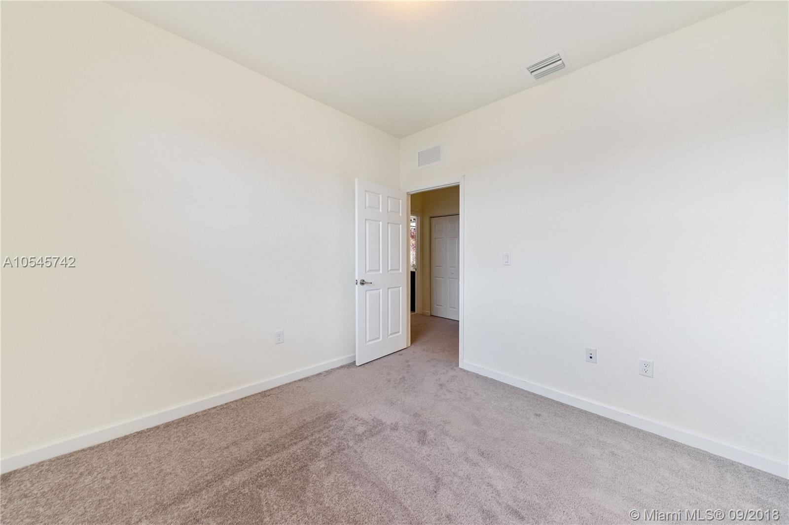 FERNANDO’S PLACE - Residential Lease