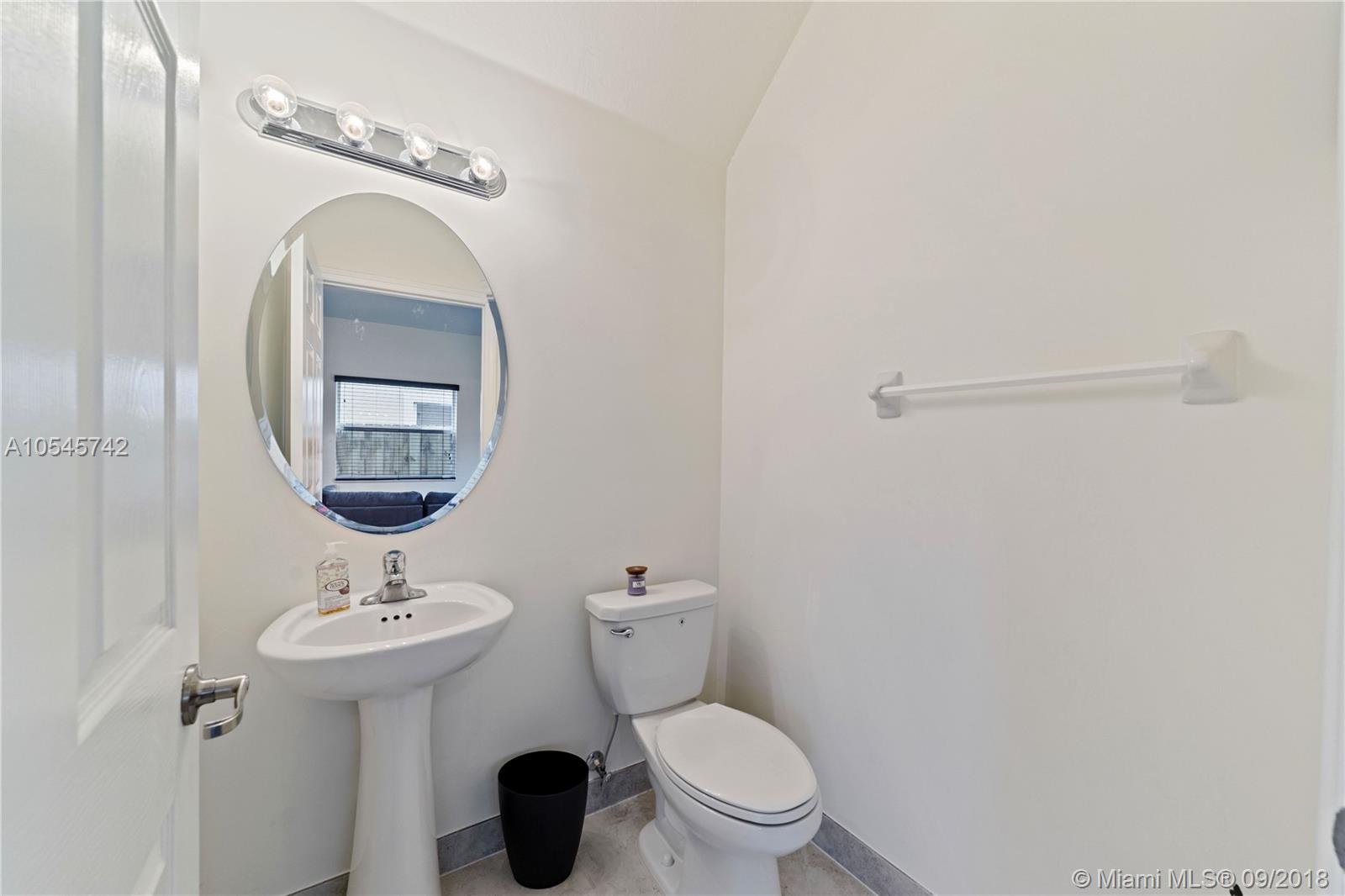 FERNANDO’S PLACE - Residential Lease