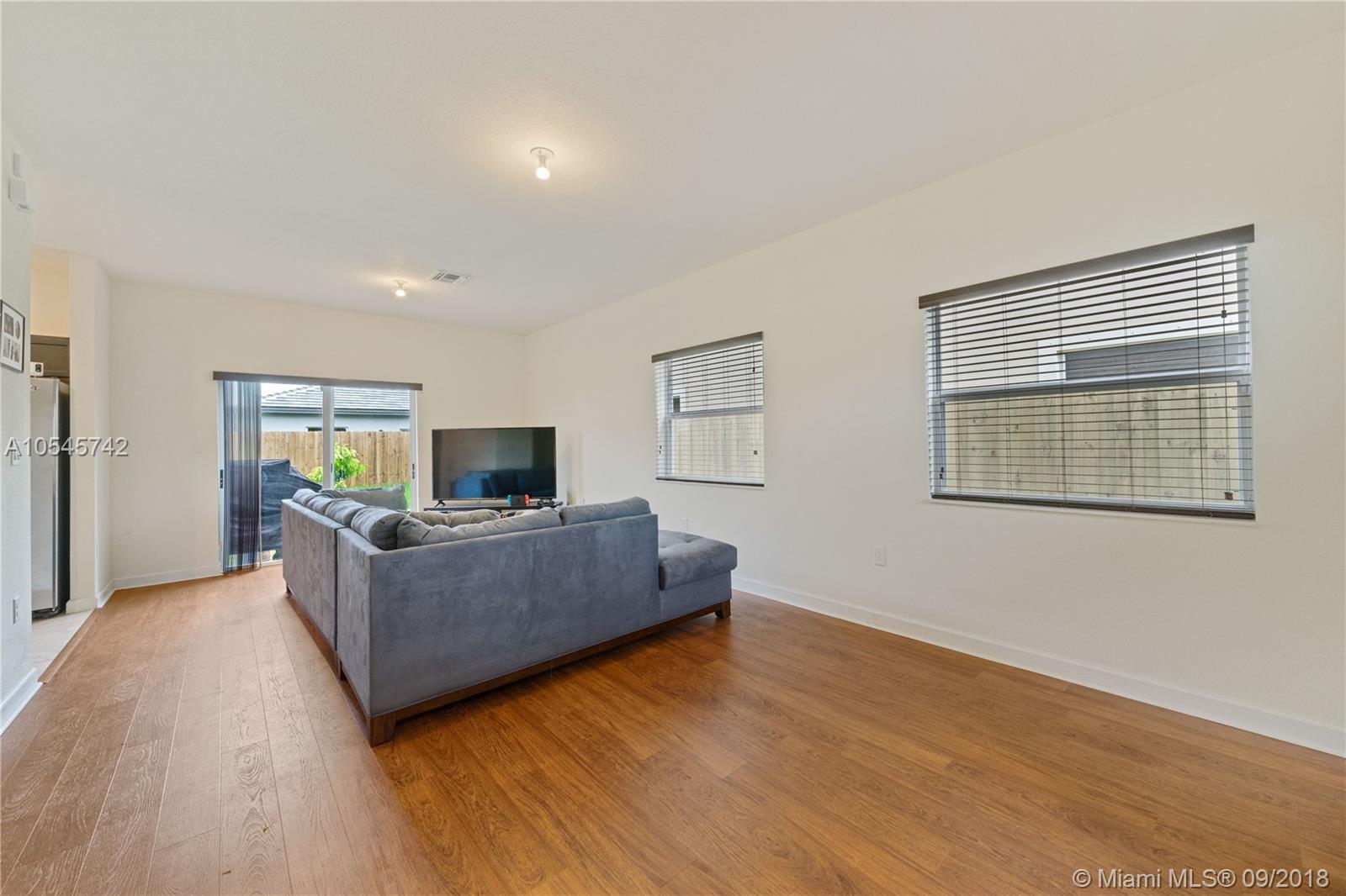 FERNANDO’S PLACE - Residential Lease