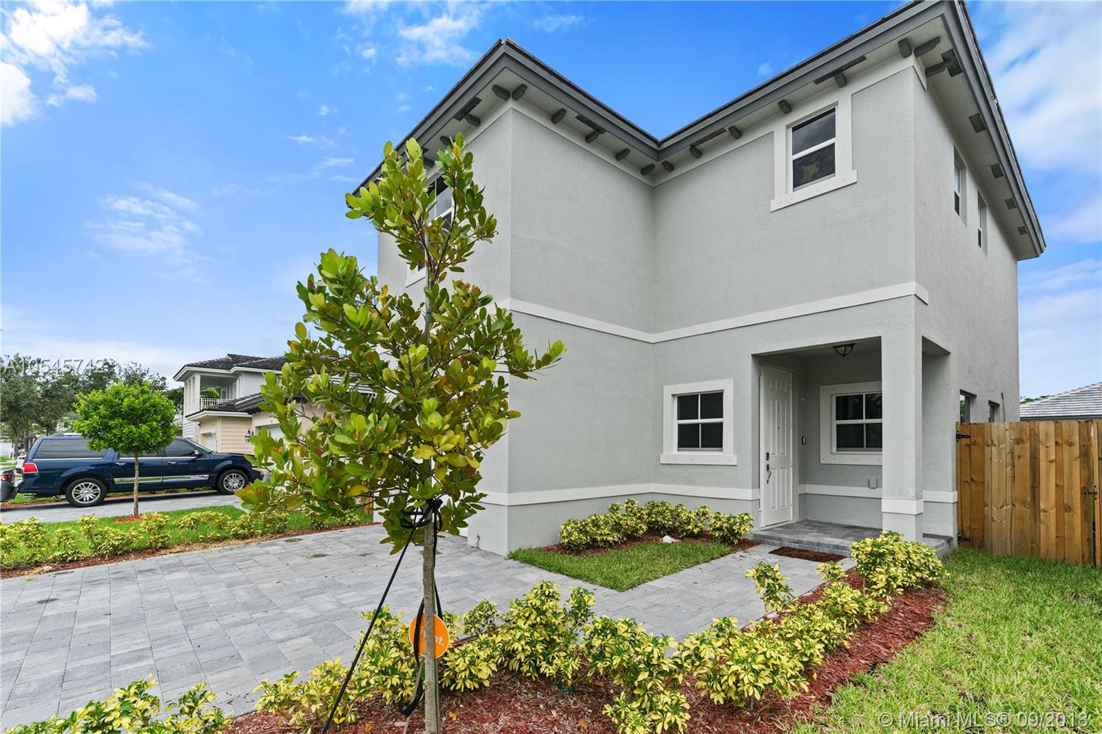 FERNANDO’S PLACE - Residential Lease