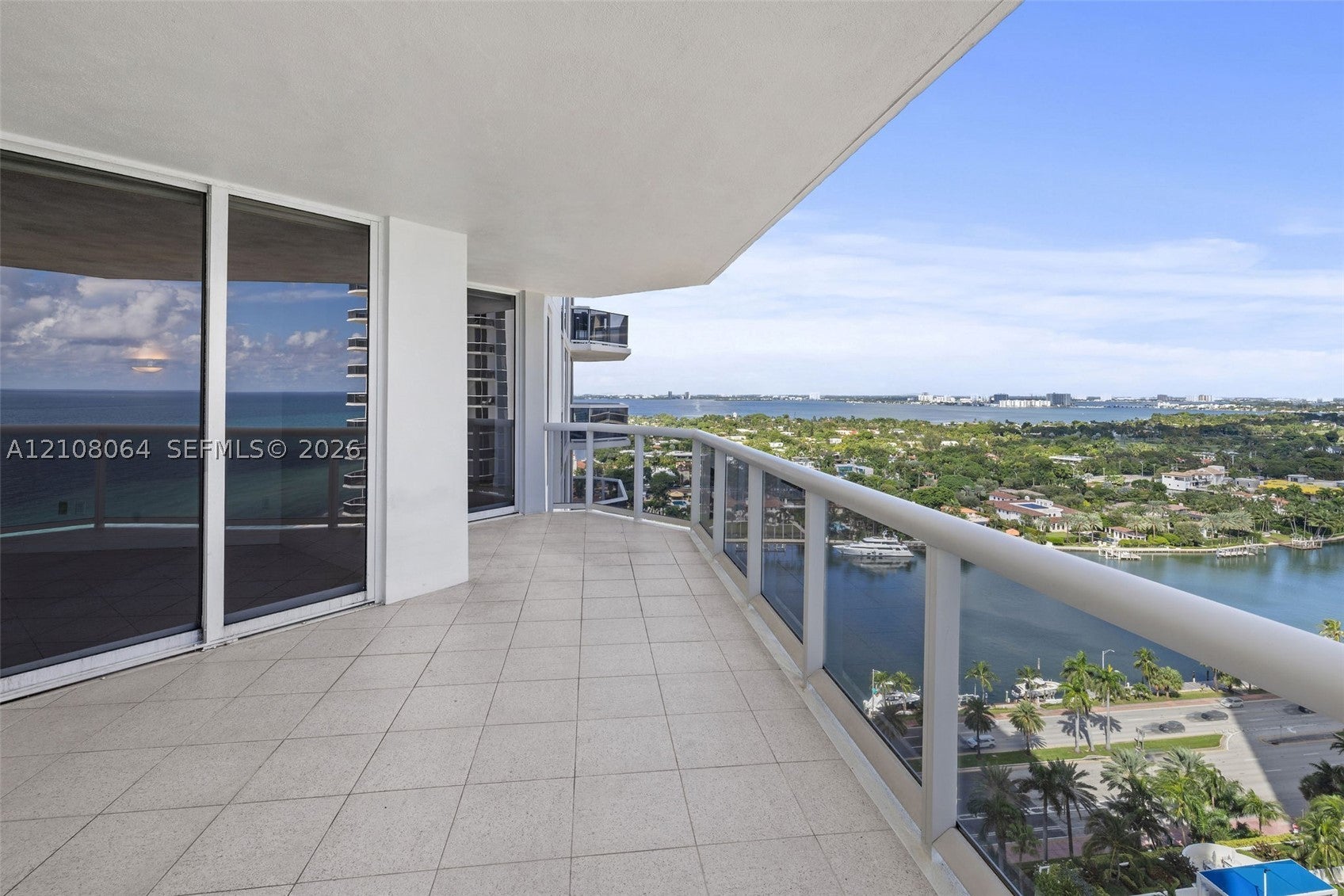 4775 Collins Ave 2408