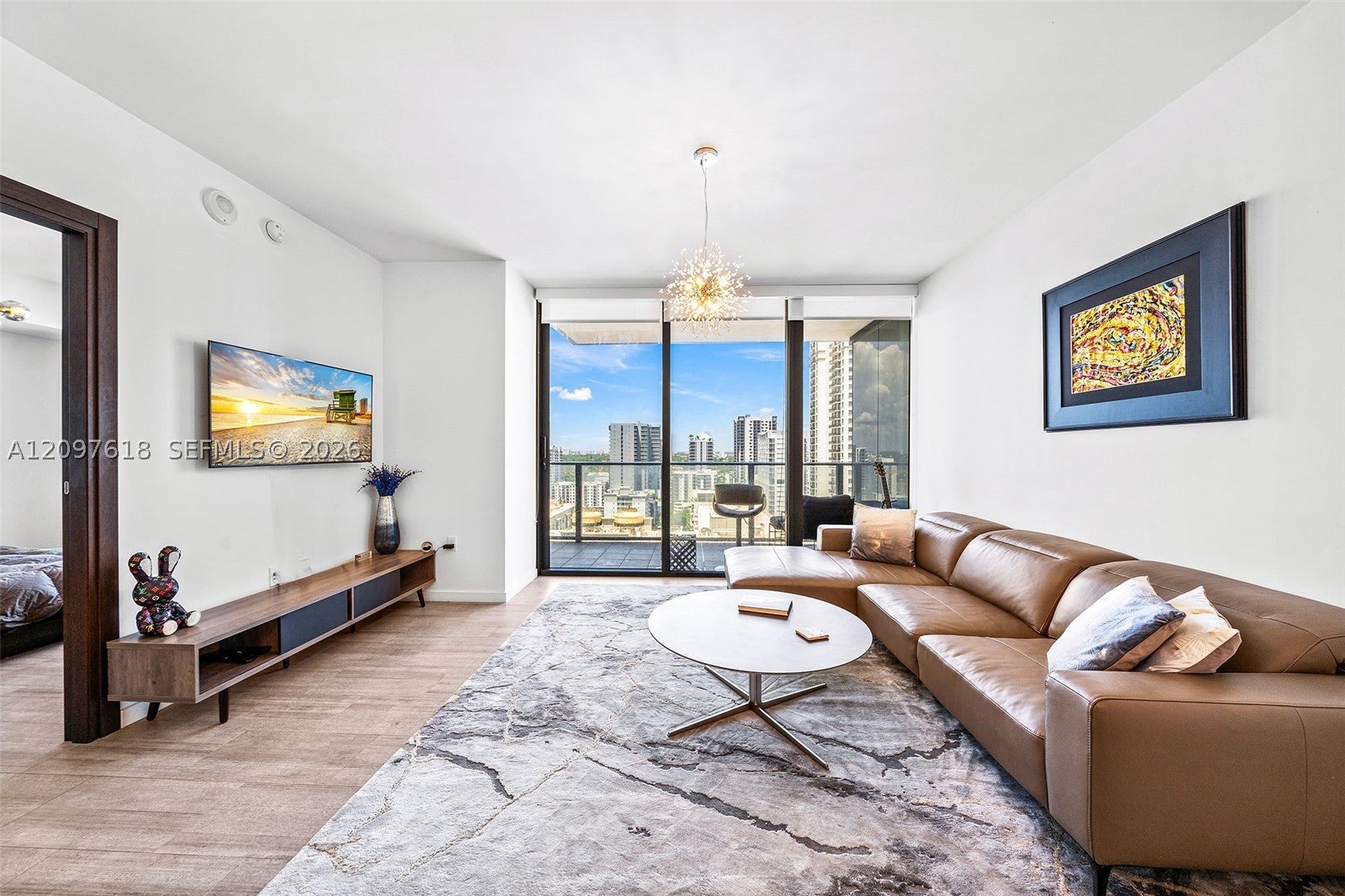 1000 Brickell Plz 2111