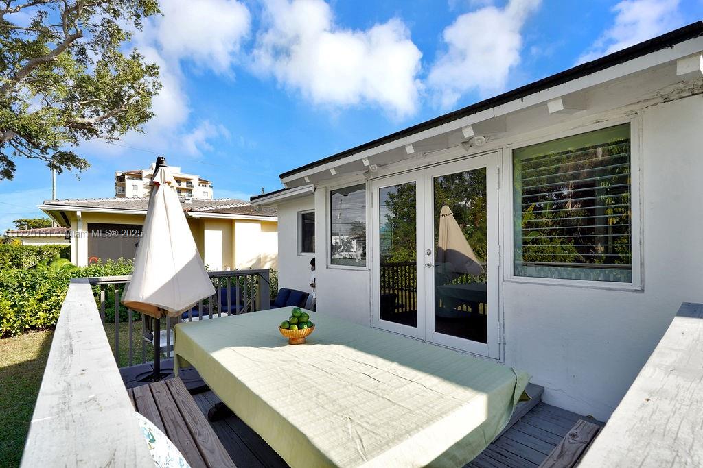 CORAL GABLES CRAFTS SEC - Residential