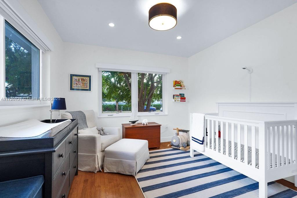 CORAL GABLES CRAFTS SEC - Residential