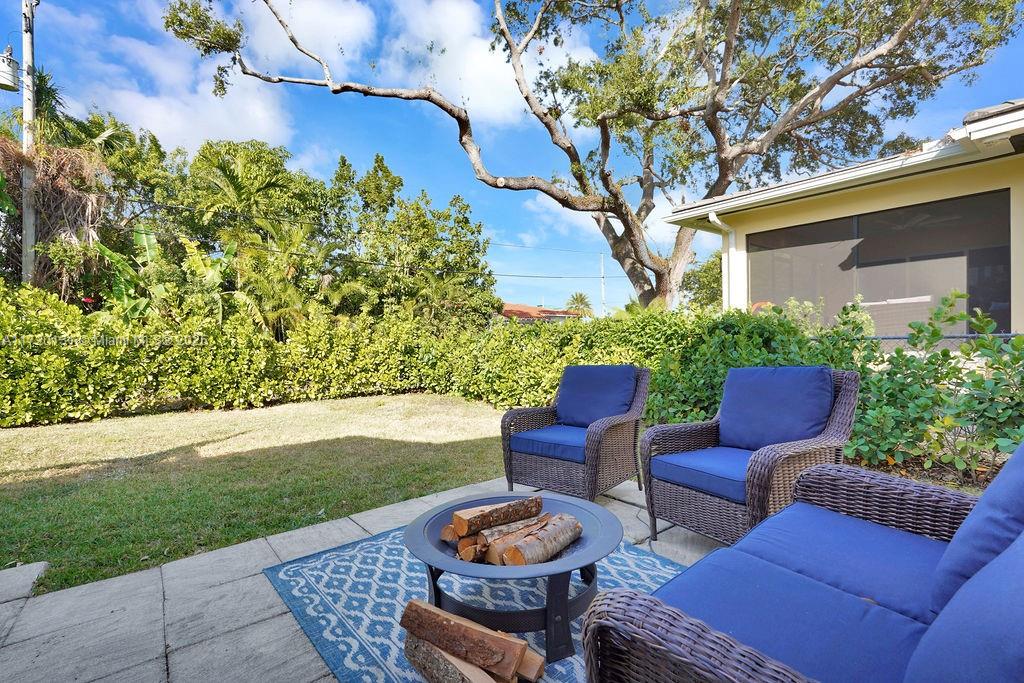 CORAL GABLES CRAFTS SEC - Residential