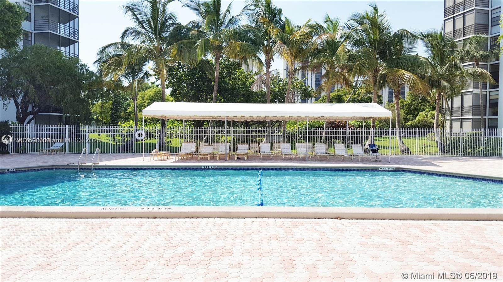BISCAYA IV CONDO - Residential Lease