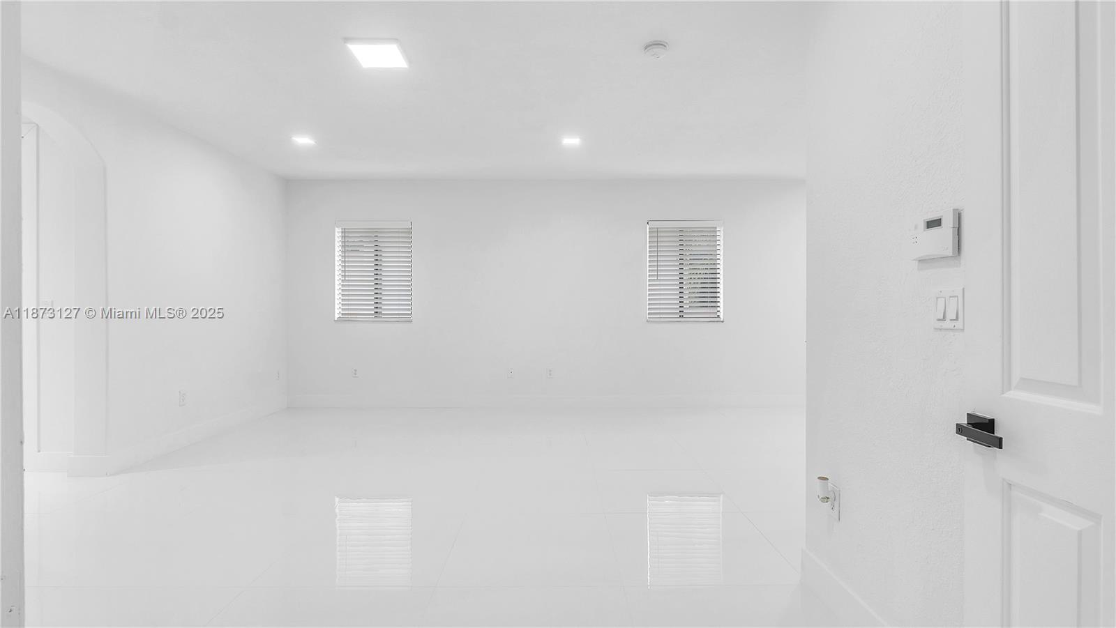 CUTLER CAY - Residential Lease