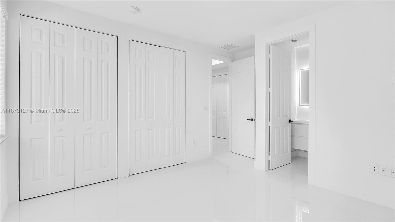 CUTLER CAY - Residential Lease