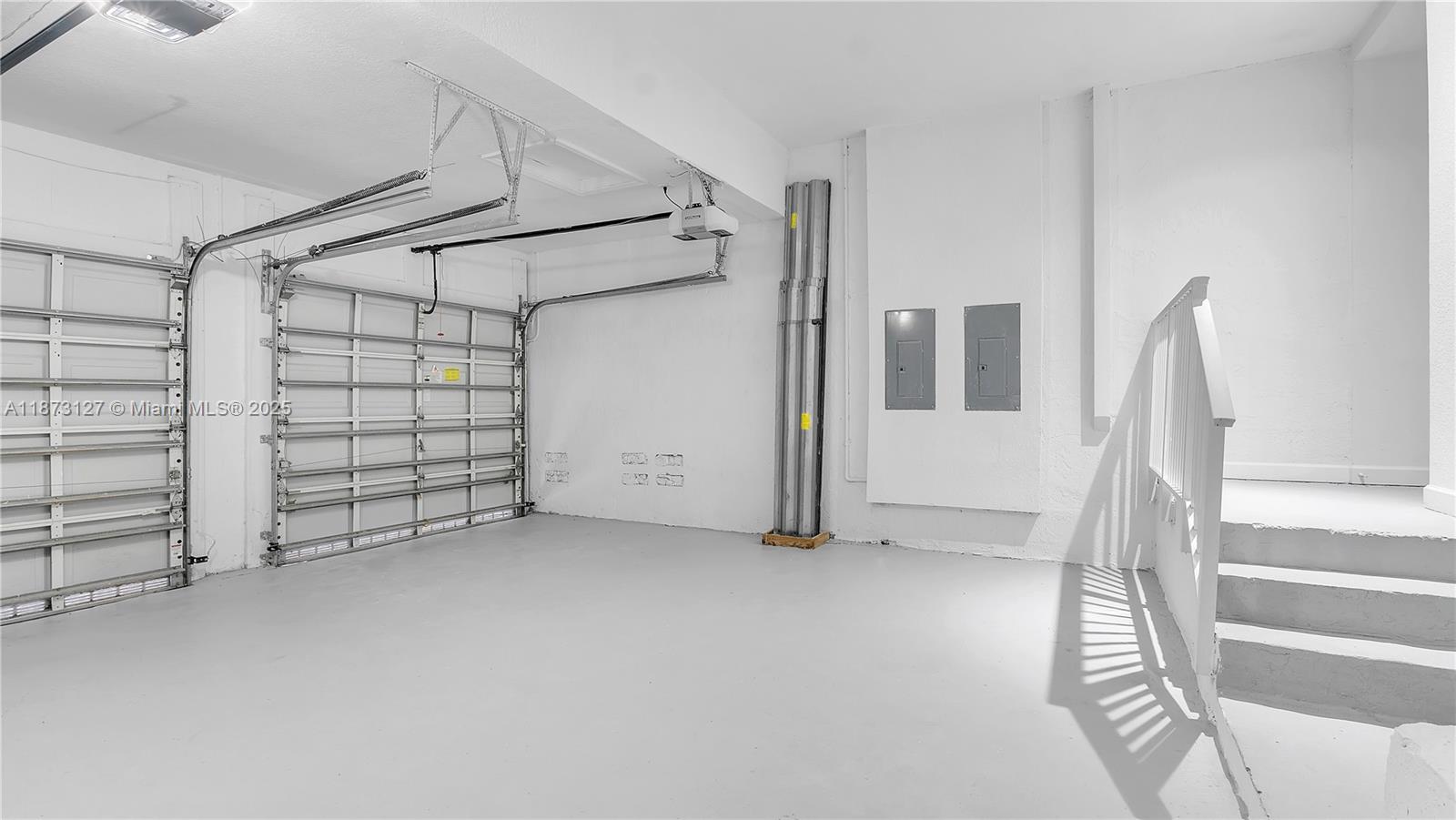 CUTLER CAY - Residential Lease