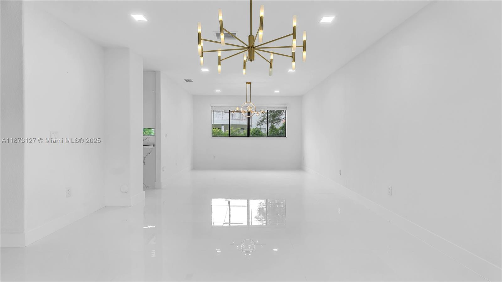 CUTLER CAY - Residential Lease