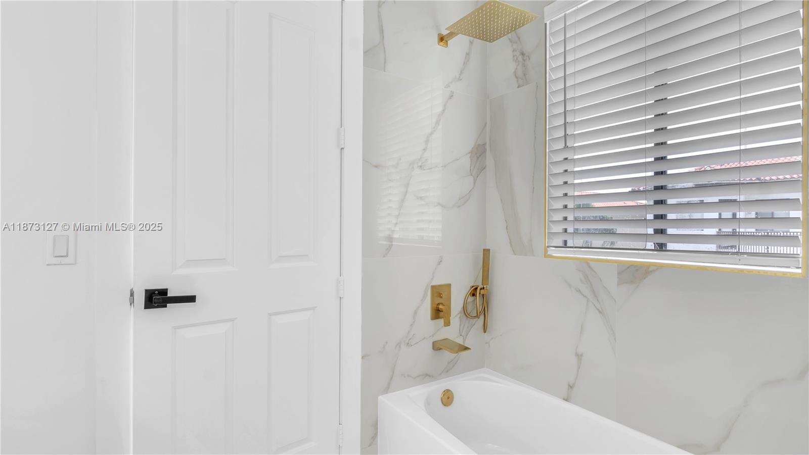 CUTLER CAY - Residential Lease