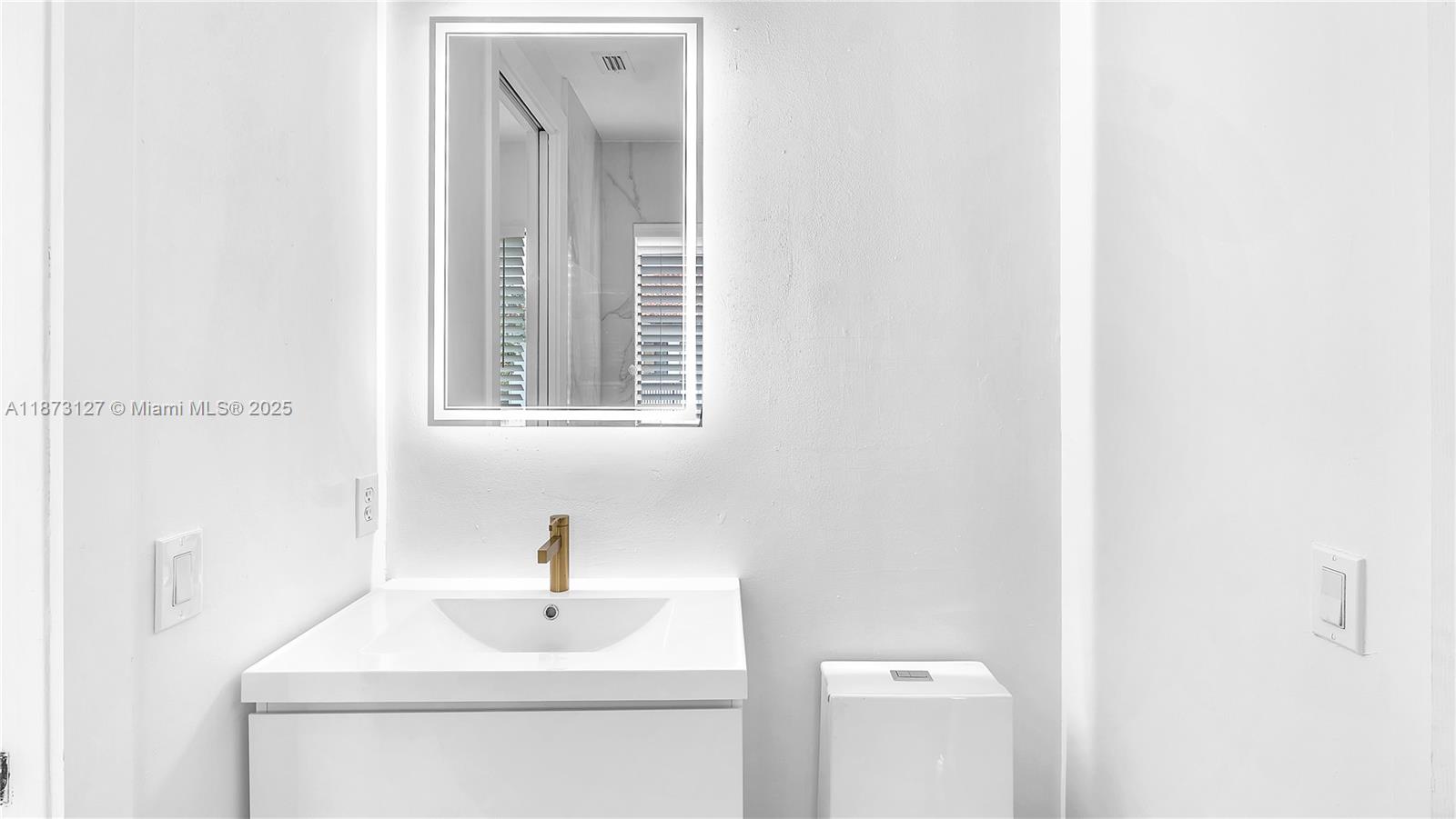 CUTLER CAY - Residential Lease