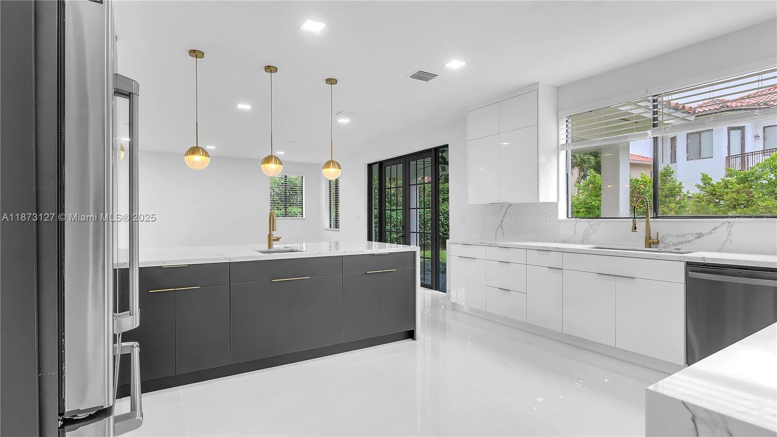 CUTLER CAY - Residential Lease