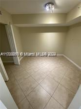 LA PERLA CONDO - Residential Lease