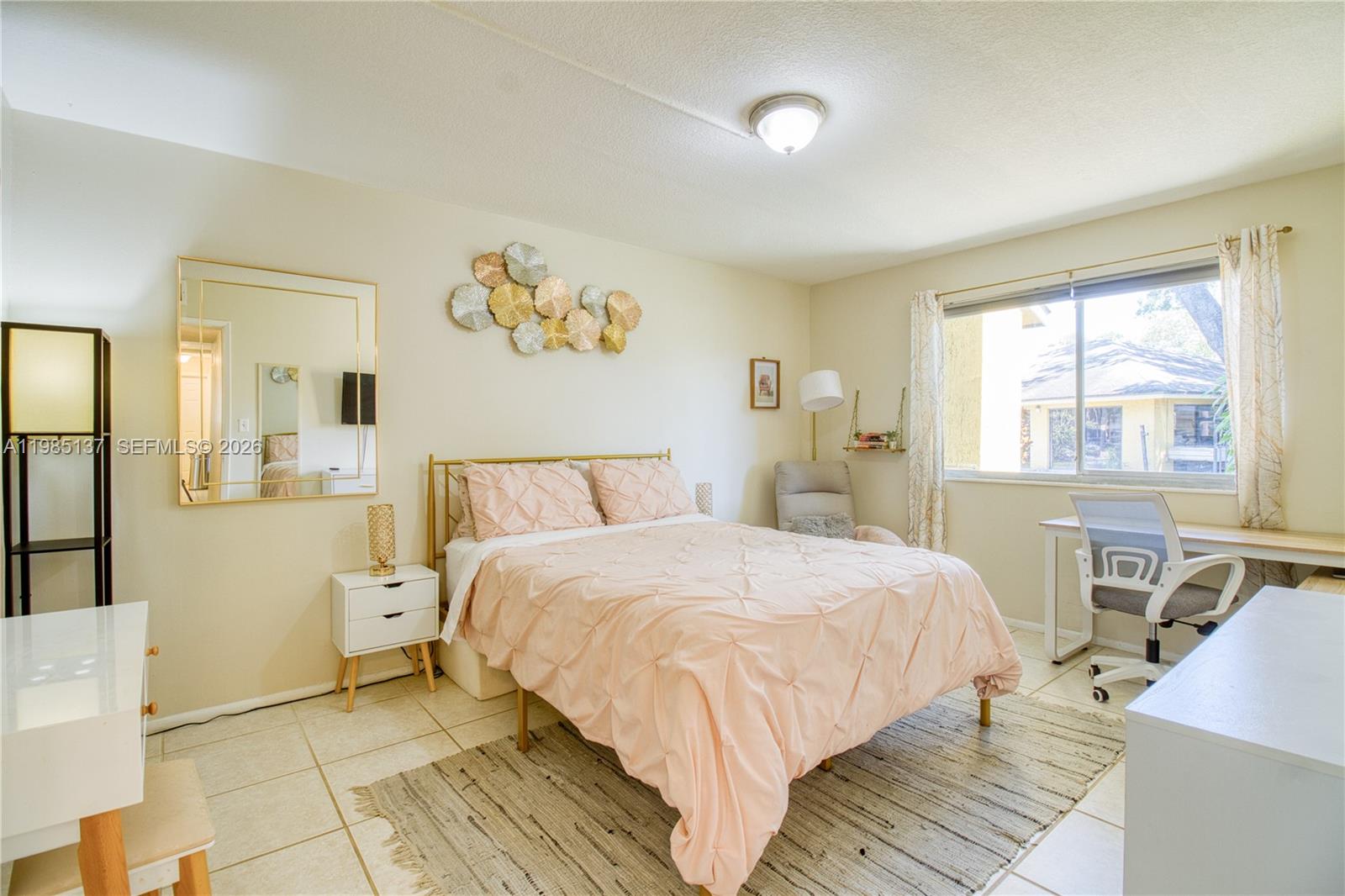 OAKLAND FOREST CLUB CONDO - Residential