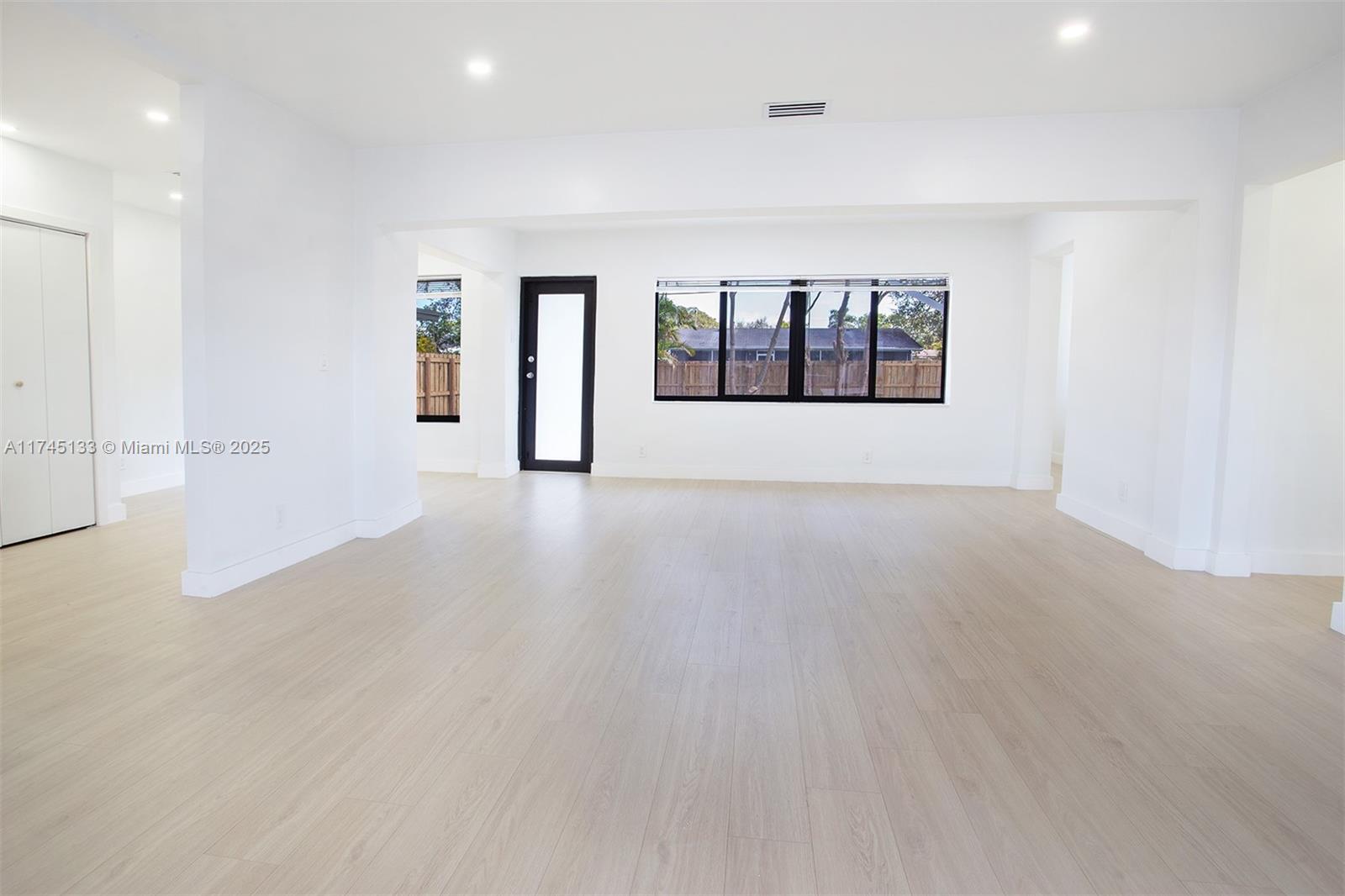 OAK ACRES - Residential