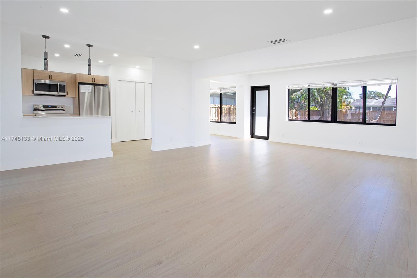 OAK ACRES - Residential