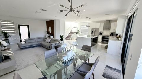 Tiny photo for 1392 Canary Island Dr, Weston, FL 33327 (MLS # A12027281)