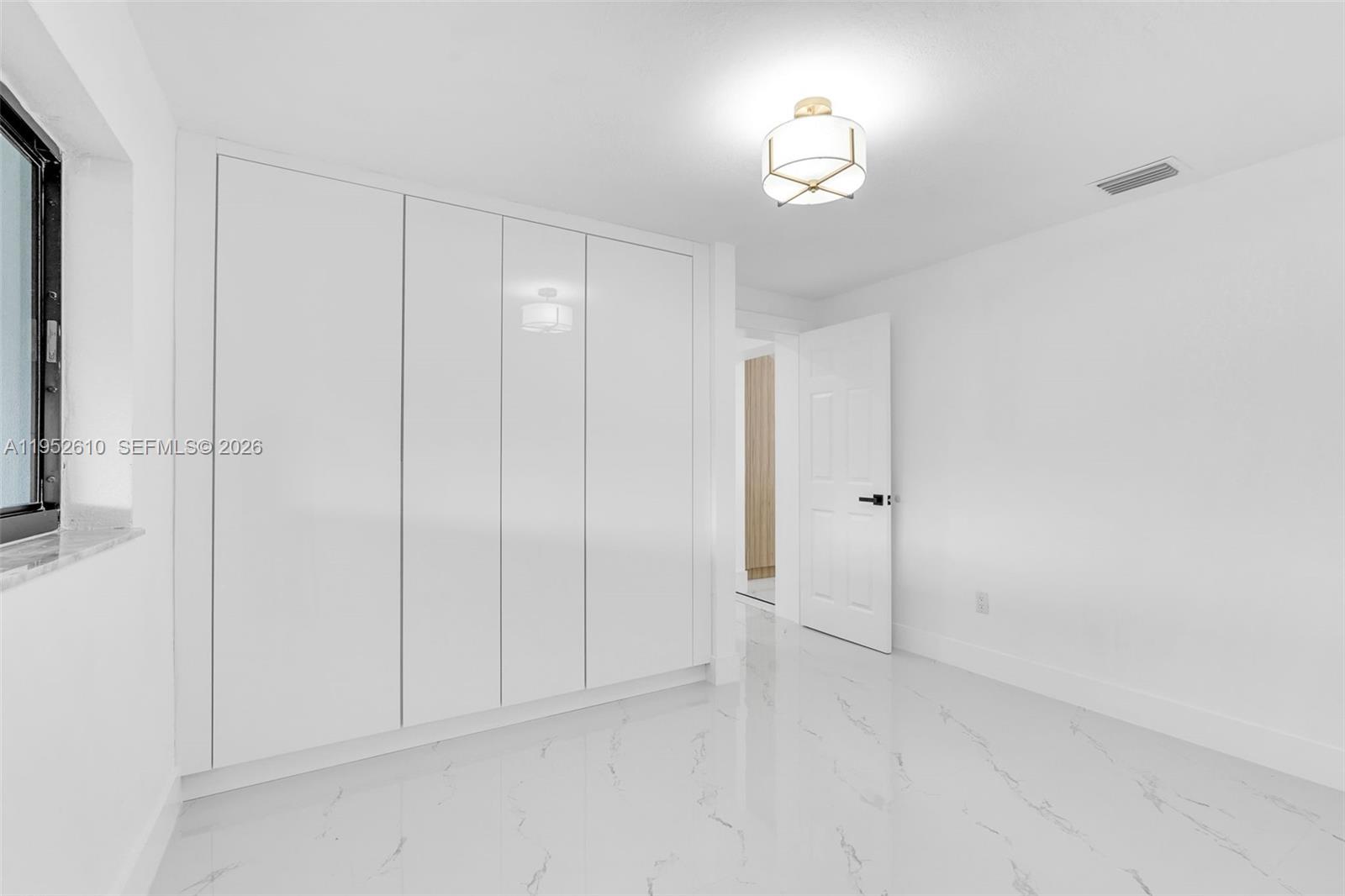 DOUGLAS ESTS - Residential