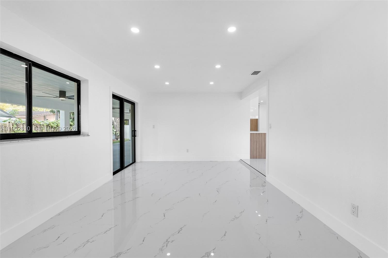 DOUGLAS ESTS - Residential