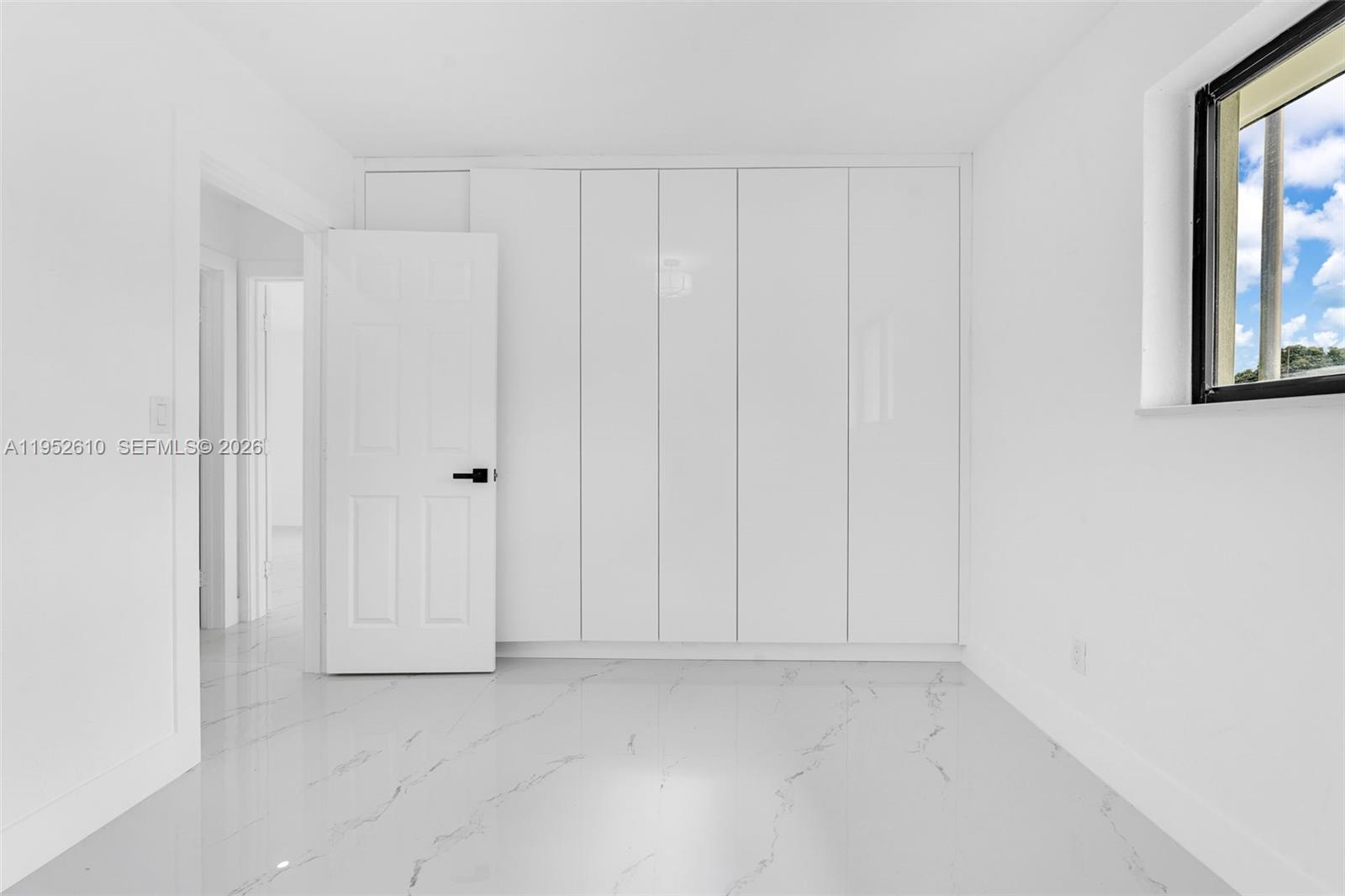 DOUGLAS ESTS - Residential