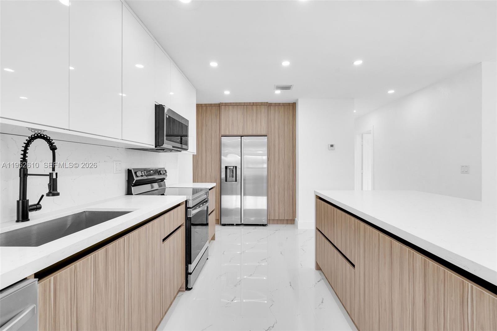 DOUGLAS ESTS - Residential