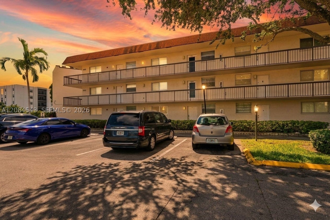7400 NW 17th St 107, Plantation FL 33313