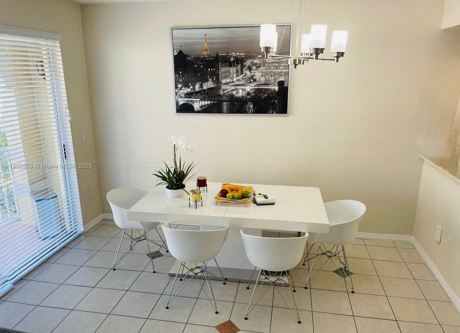 8906 W Flagler St 216, Miami, Broward County, Florida - 2 Bedrooms  
3 Bathrooms - 