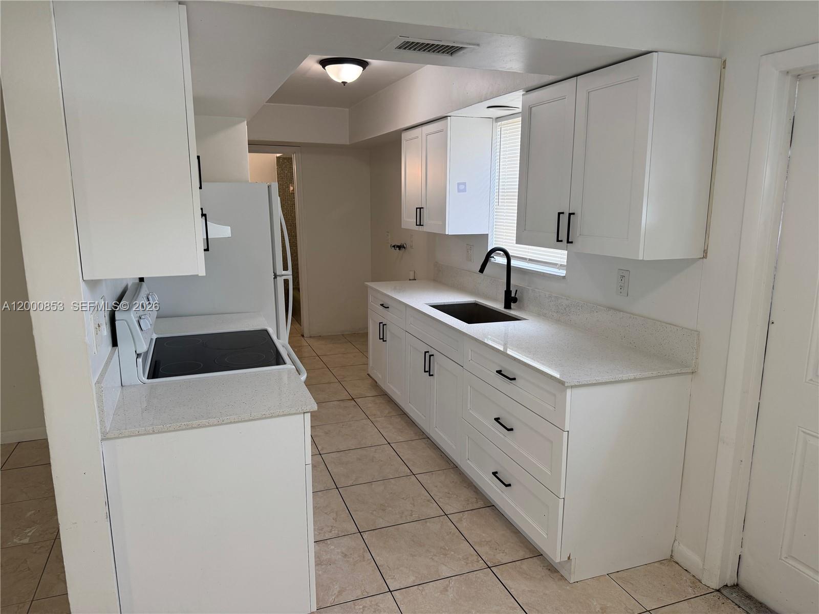 MIAMI GARDENS ESTATES SEC - Residential Lease