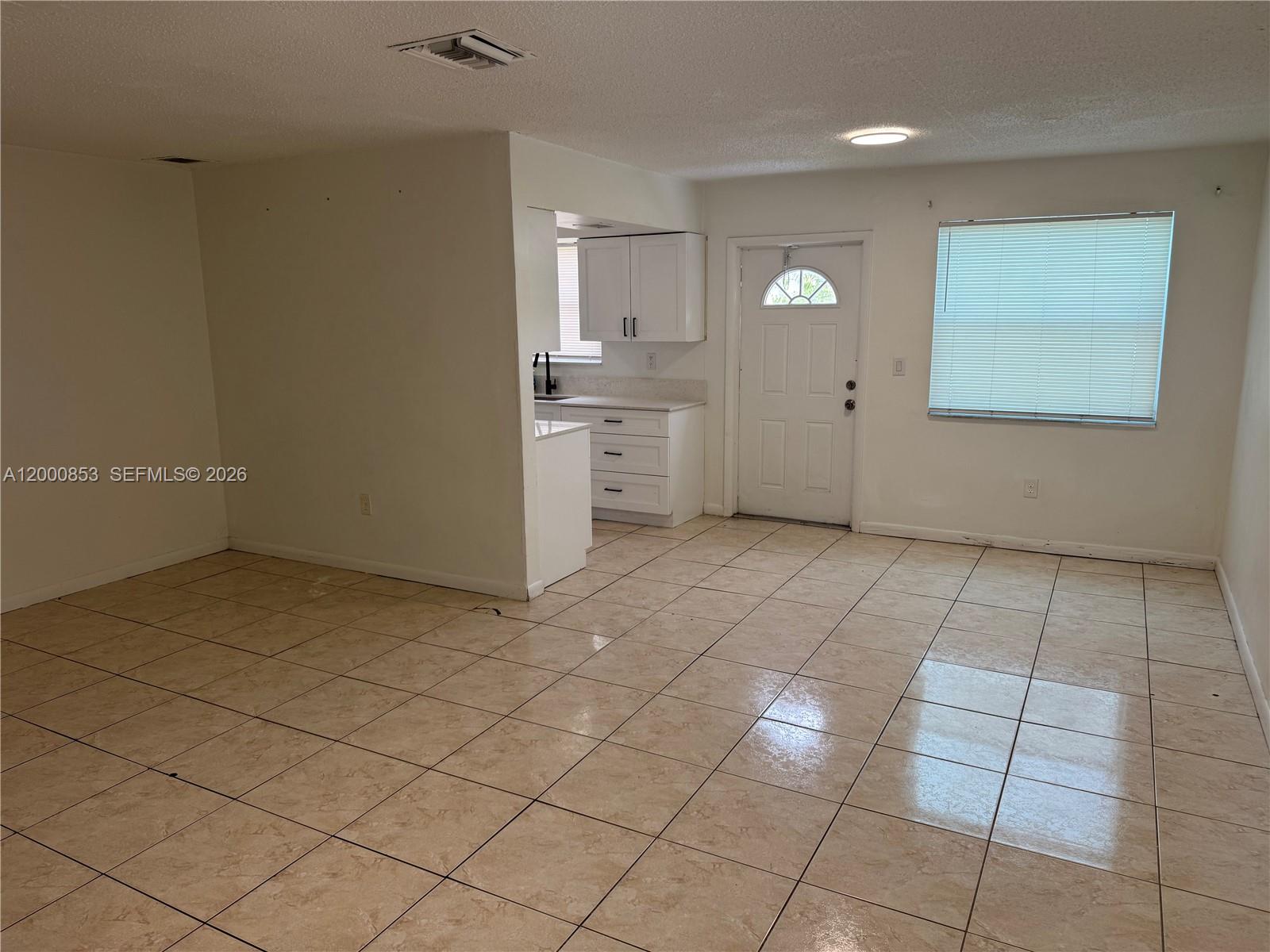 MIAMI GARDENS ESTATES SEC - Residential Lease