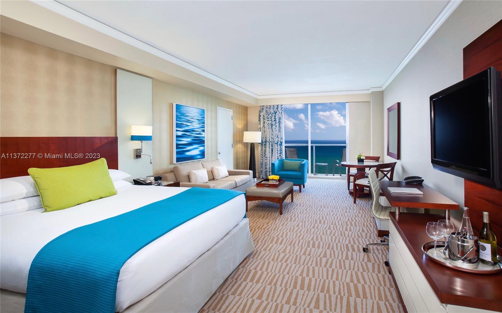 TRUMP INTERNATIONAL - Residential
