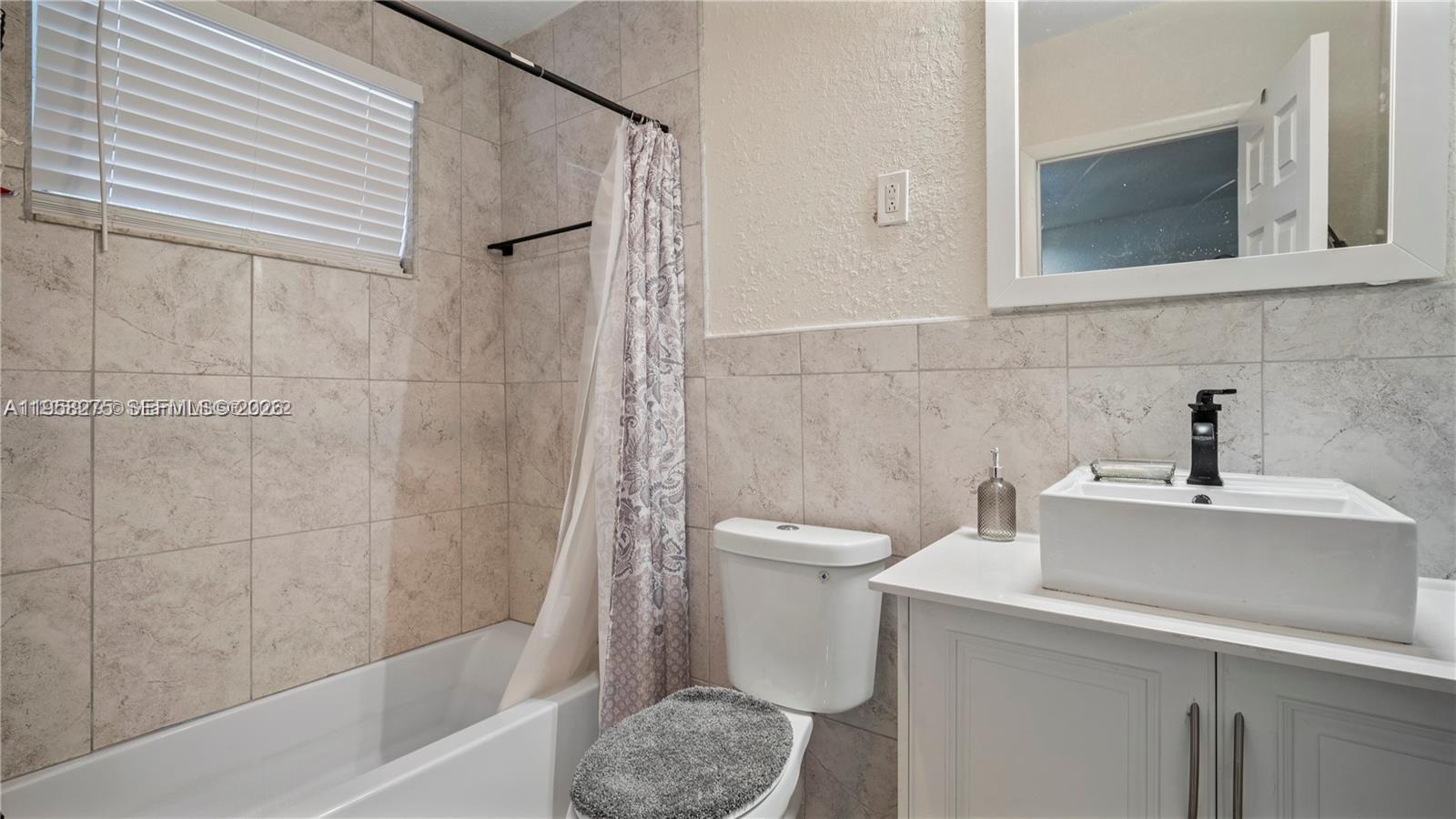 LESLIE ESTATES SEC 2 - Residential