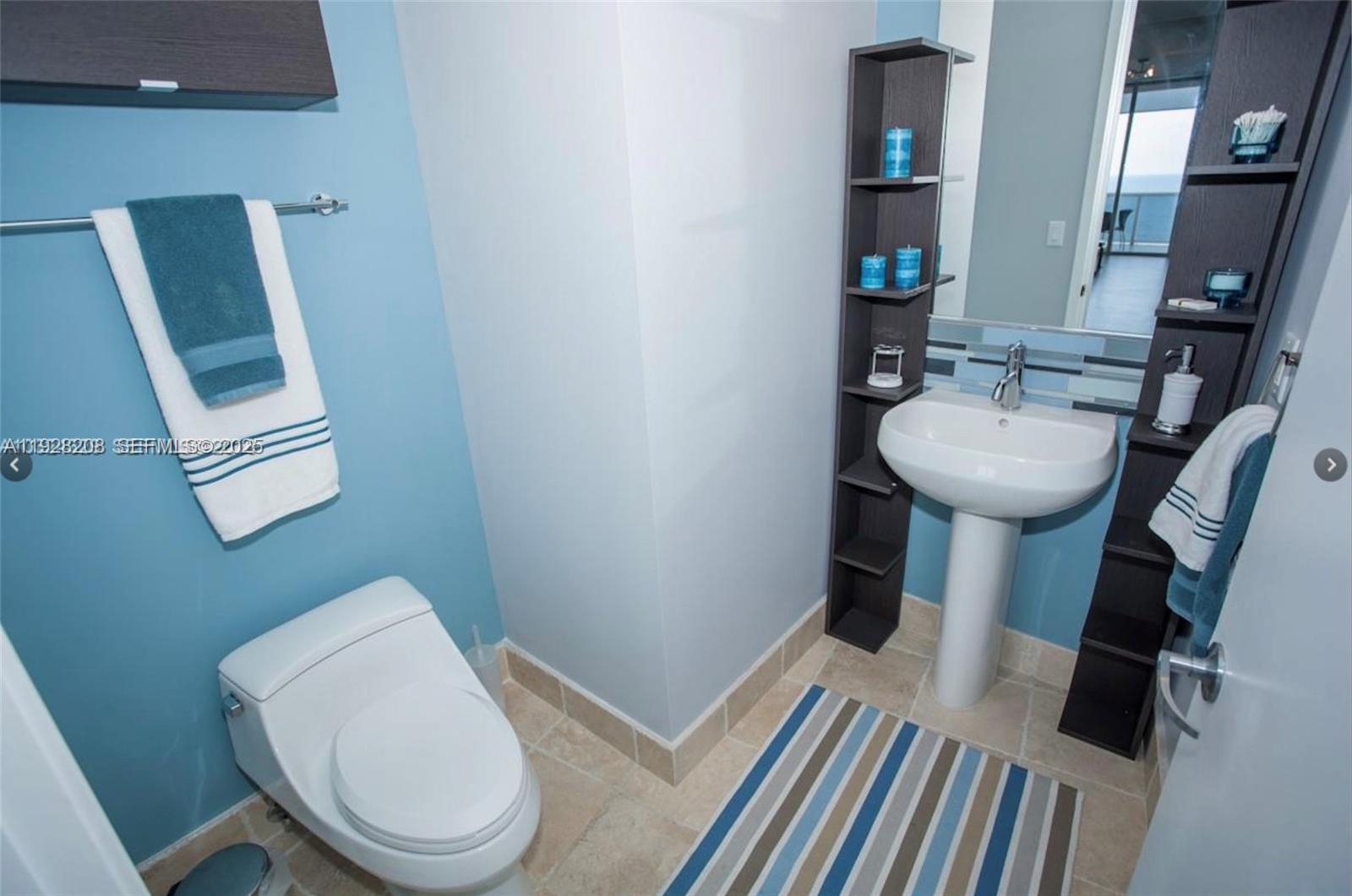 TRUMP ROYALE CONDO - Residential