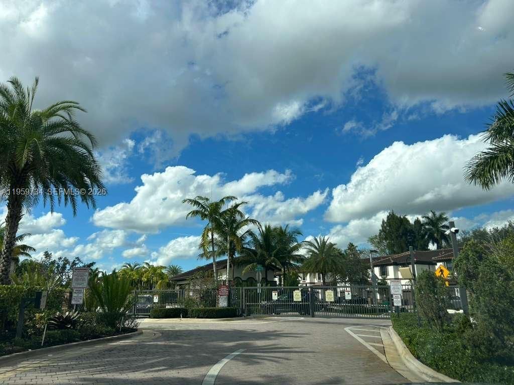 Photo of 6501 N Anise Ct, Davie, FL 33314 (MLS # A11959734)