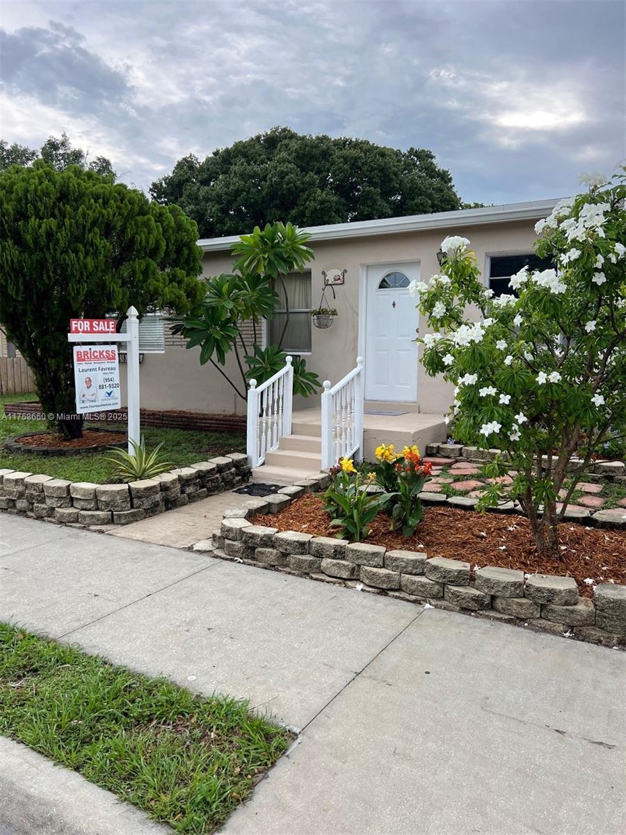 Property for Sale at 1119 N Andrews Ave, Fort Lauderdale, Broward County, Florida - Bedrooms: 3 
Bathrooms: 1  - $399,000