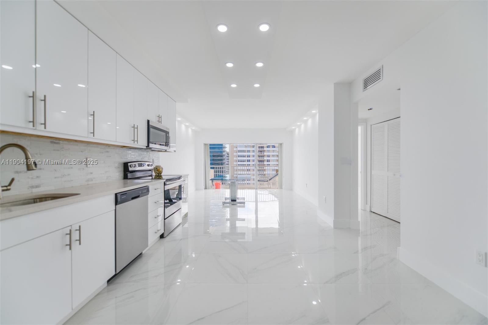 HEMISPHERES CONDO - Residential Lease