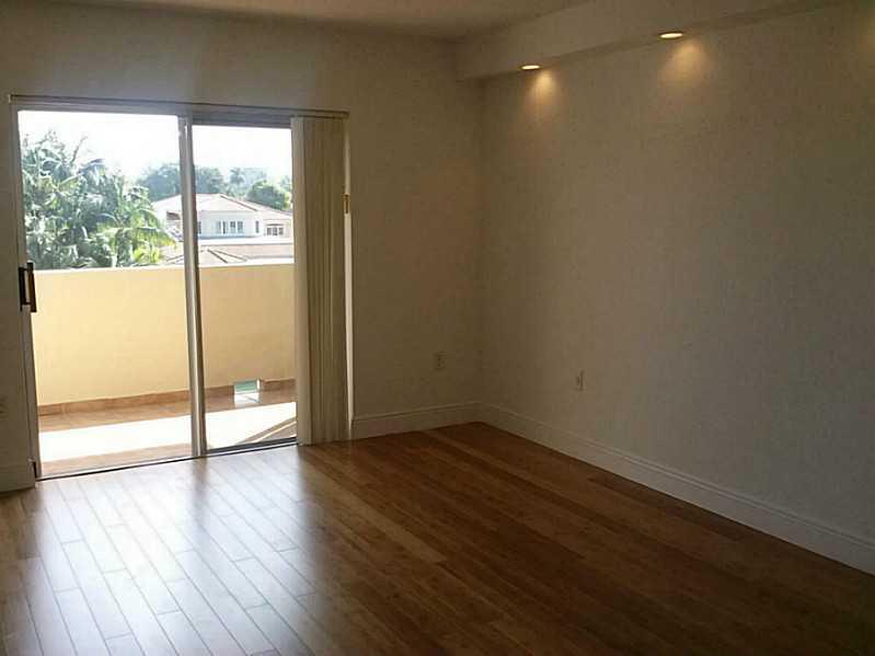 THE CASTILLE CONDO - Residential Lease