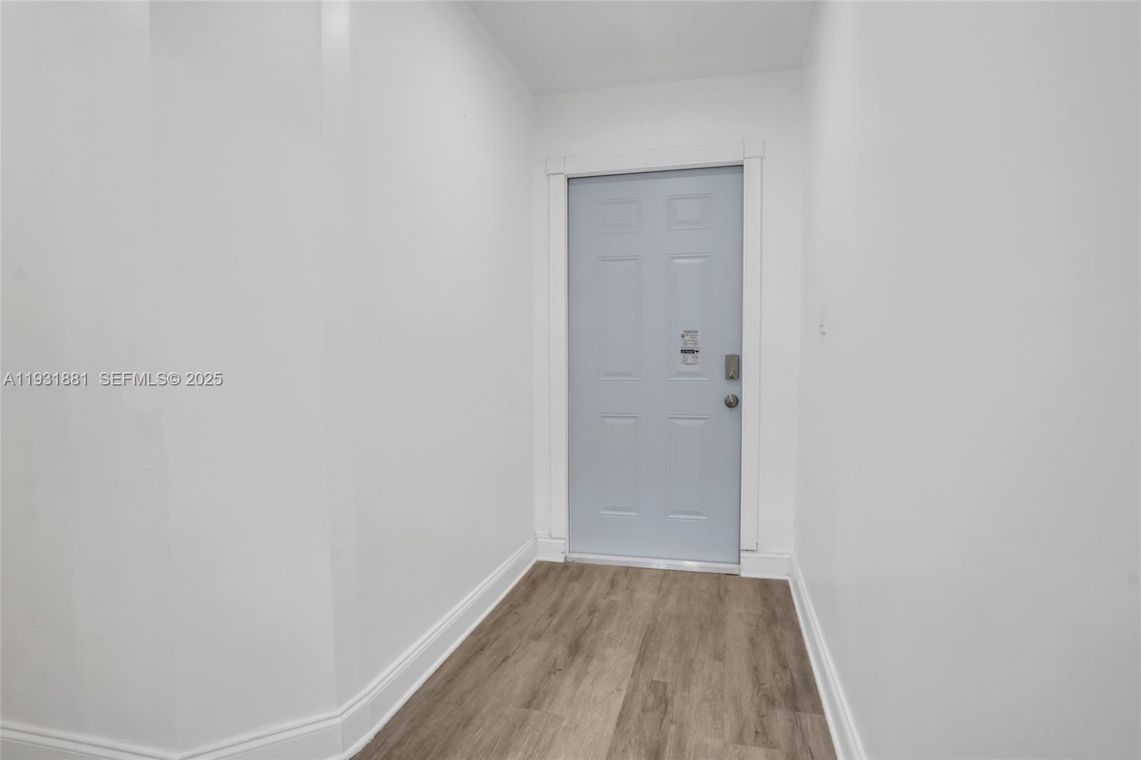 TAMIAMI LAKES TOWNHOMES S - Residential