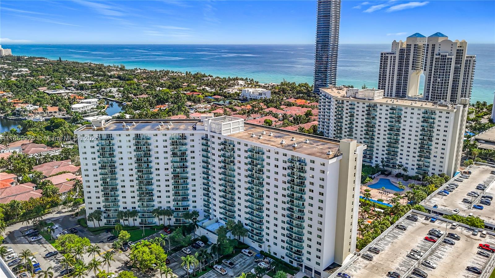 19380 Collins Ave 308