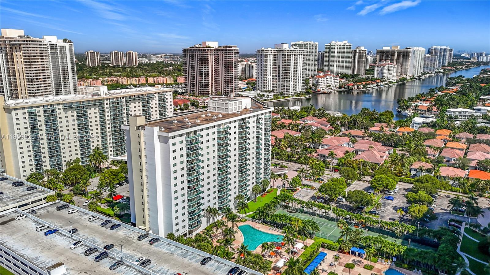 OCEANVIEW BUILDING B COND - Residential