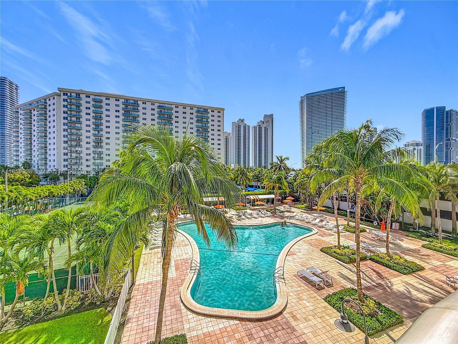 19380 Collins Ave 308