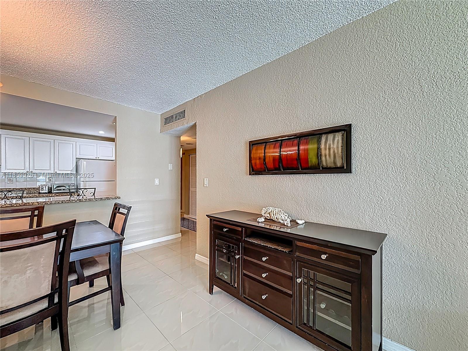 OCEANVIEW BUILDING B COND - Residential