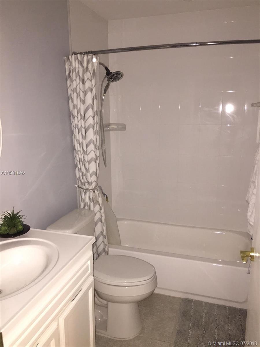 CINNAMON PLACE II - Residential Lease