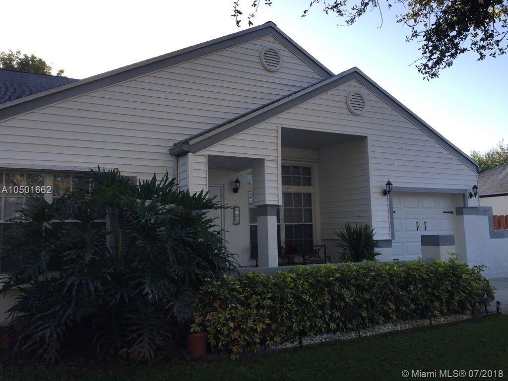 CINNAMON PLACE II - Residential Lease