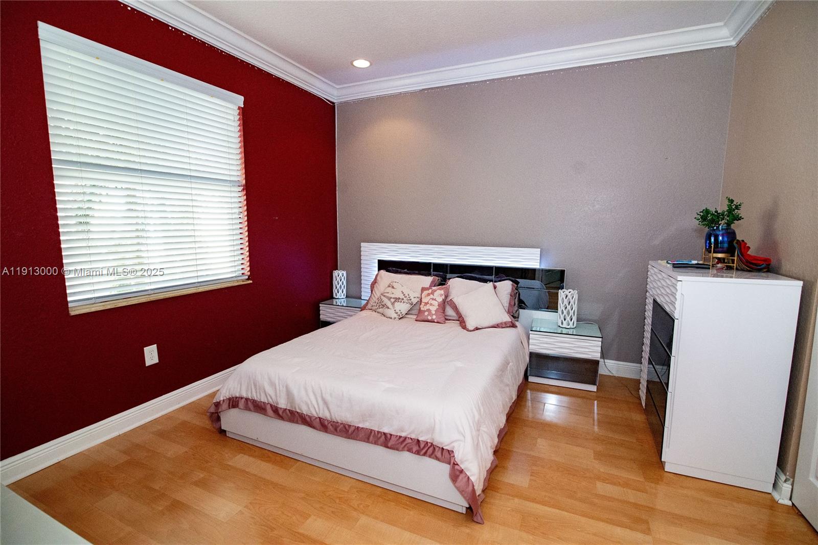 CANYON ISLES 2 - Residential