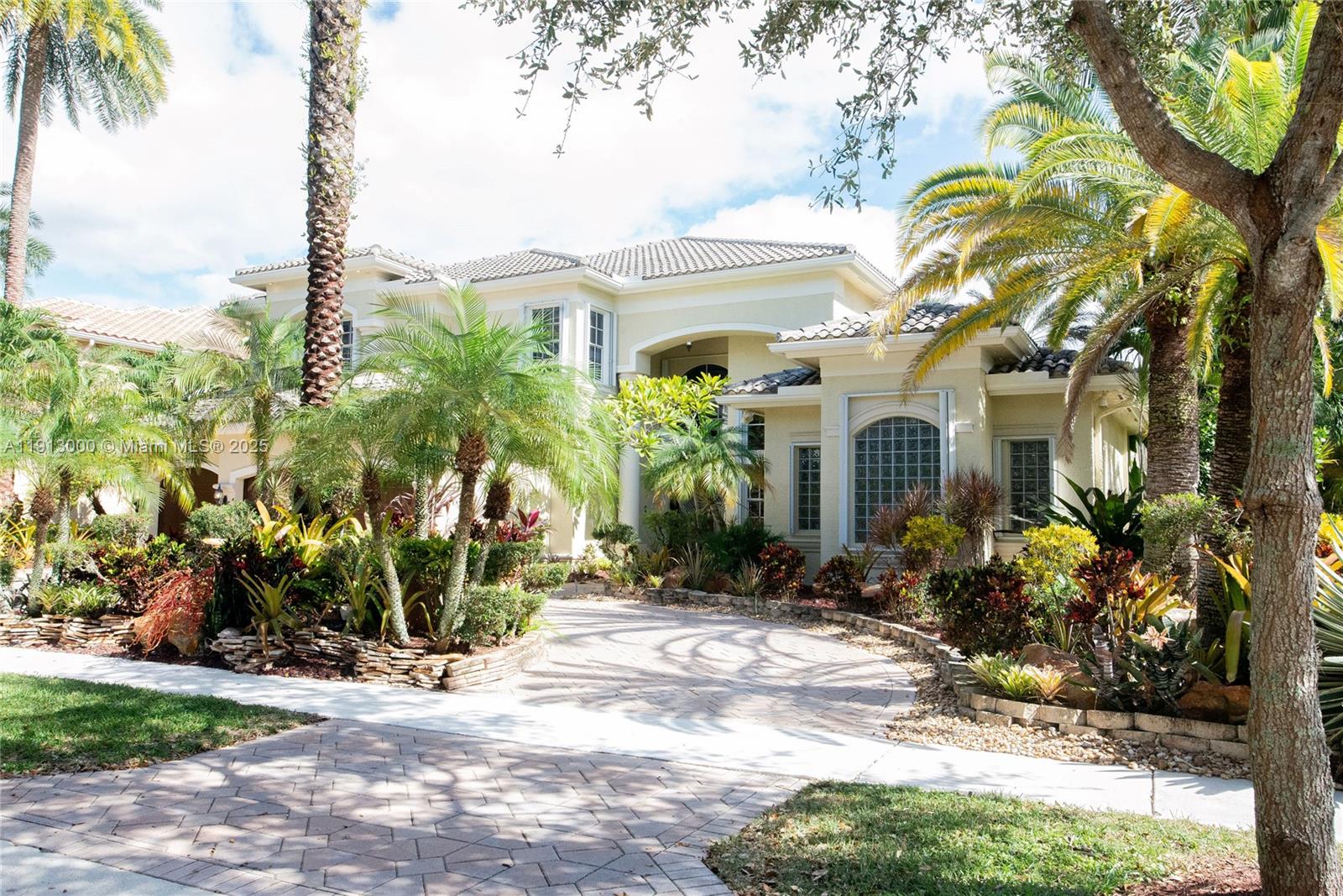 CANYON ISLES 2 - Residential