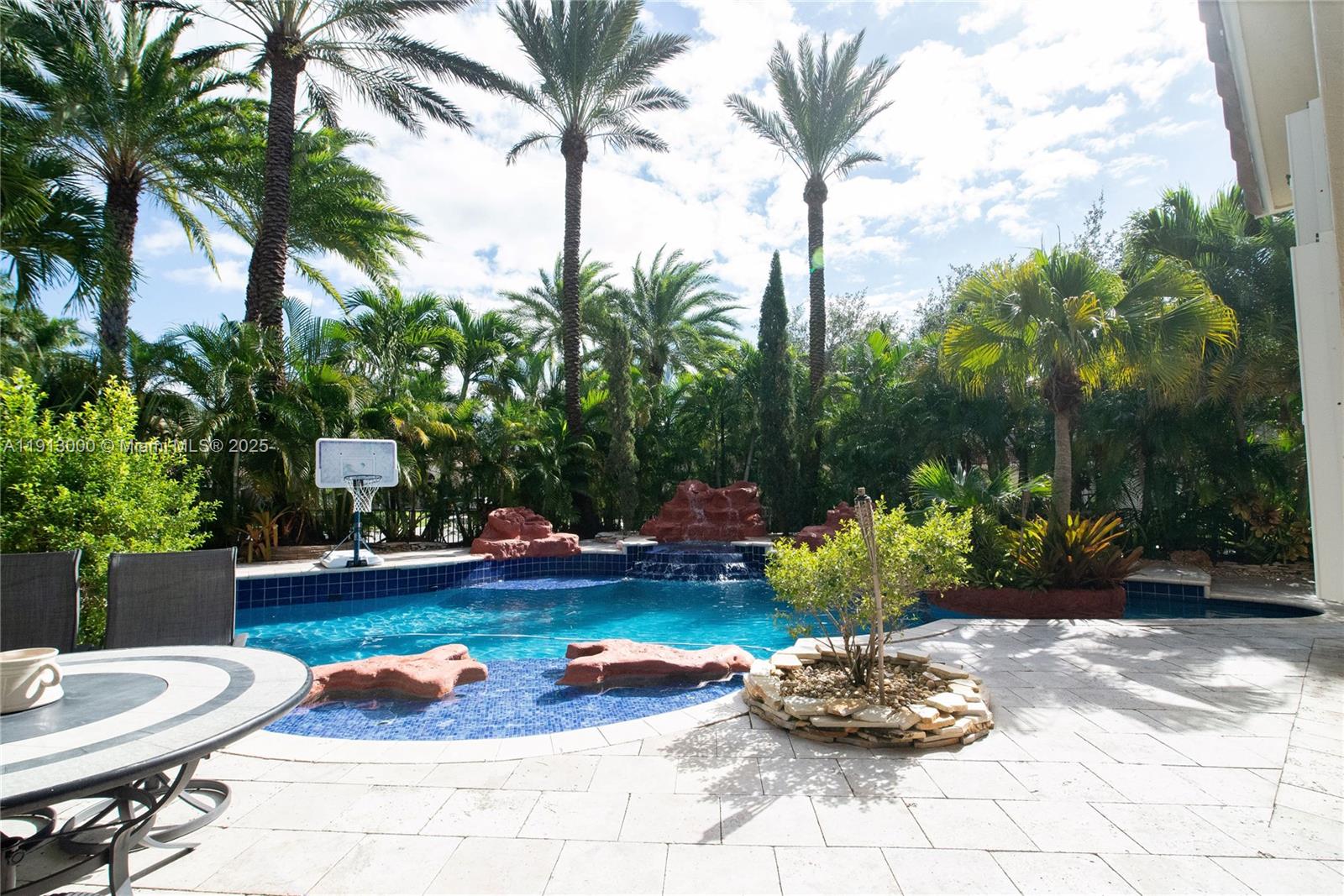 CANYON ISLES 2 - Residential