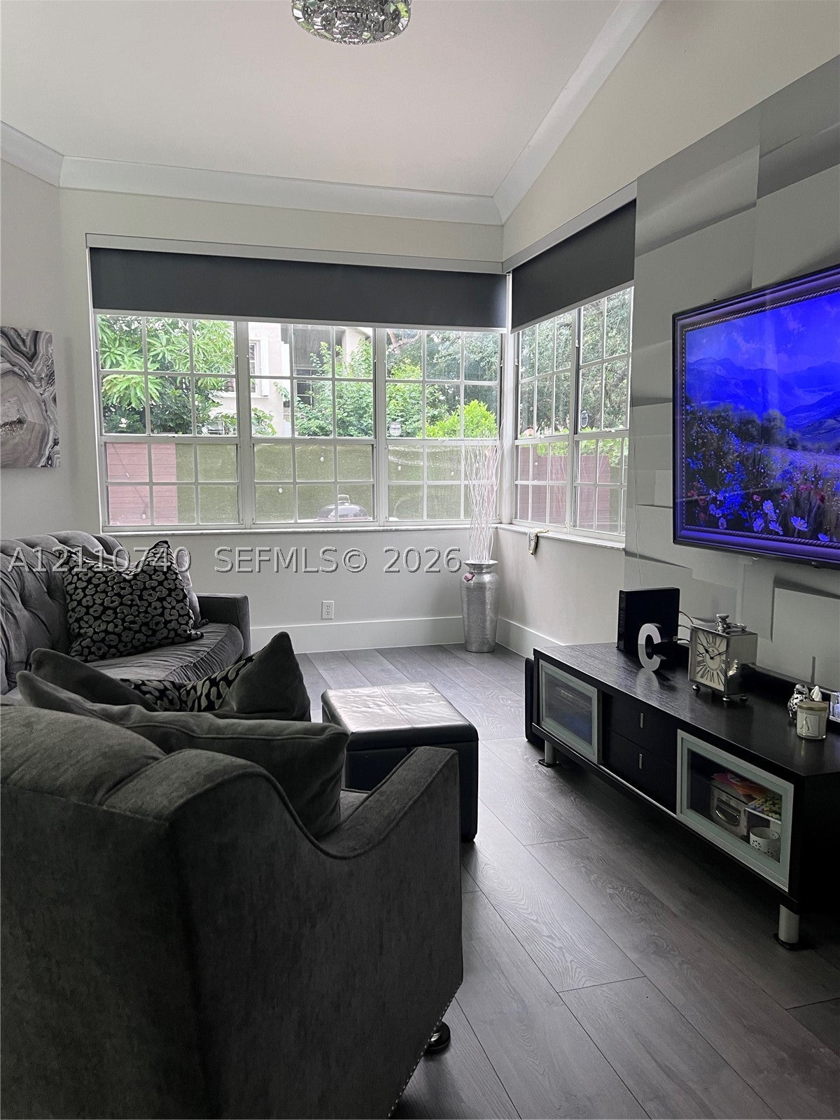 1371 Bayview Cir