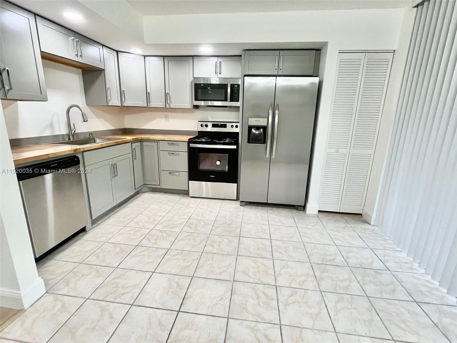 THE HORIZONS WEST CONDO # - Residential Lease